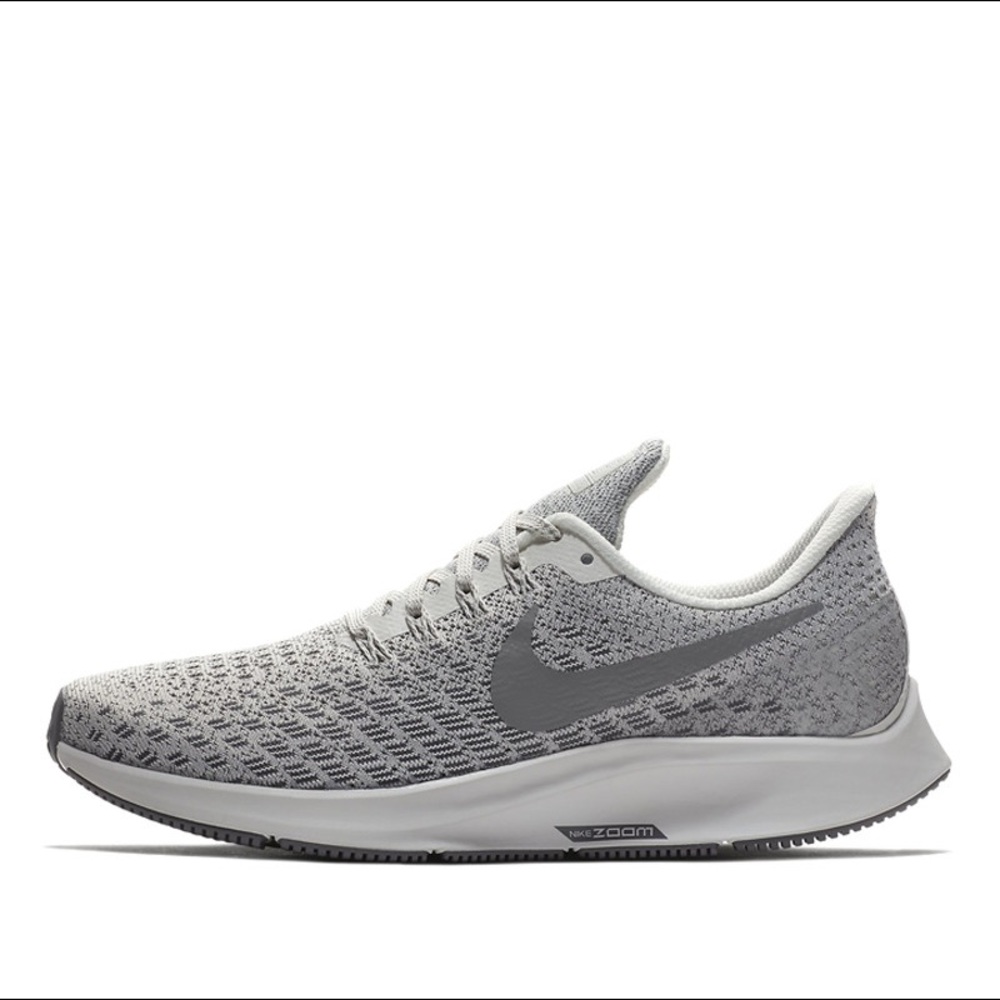 NIKE woman’s grey air zoom Pegasus running shoes